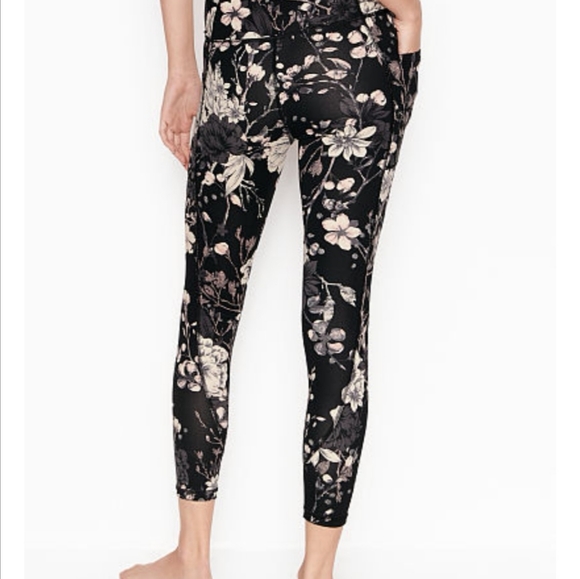 Victoria's Secret Leggings - Picture 2 of 7